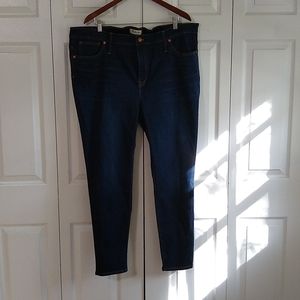 listing-status-banner